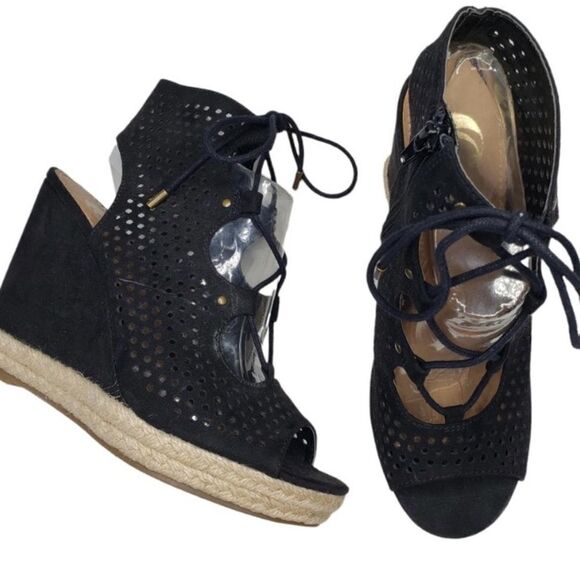 #157 WEDGE Suede Lace Up  Sandals - Picture 4 of 9